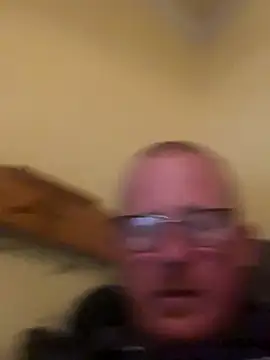 Snapshot of ClimbedCaelum chatting on October 2025 01:13:02 AM ClimbedCaelum online show from October 2025 01:13:02 AM