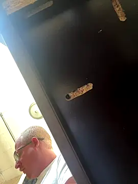 Snapshot of ClimbedCaelum chatting on November 2025 08:22:02 PM ClimbedCaelum online show from November 2025 08:22:02 PM