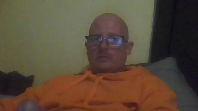 Snapshot of ClimbedCaelum chatting on November 2025 01:51:02 AM ClimbedCaelum online show from November 2025 01:51:02 AM