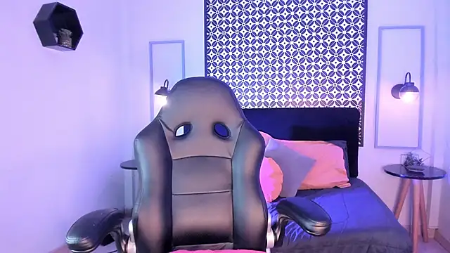 Gigi Strawberry online show from March 2025 04:36:02 AM