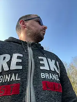 Snapshot of balkis30 chatting on March 2025 09:01:02 AM balkis30 online show from March 2025 09:01:02 AM