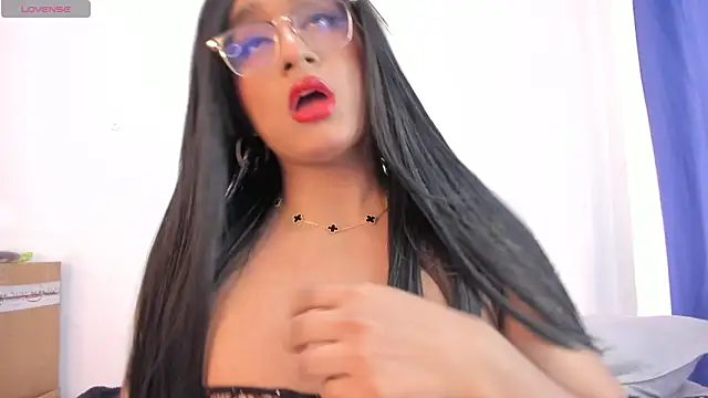 Snapshot of Karla_Dior7 chatting on November 2025 05:02:01 PM Karla Dior7 online show from November 2025 05:02:01 PM