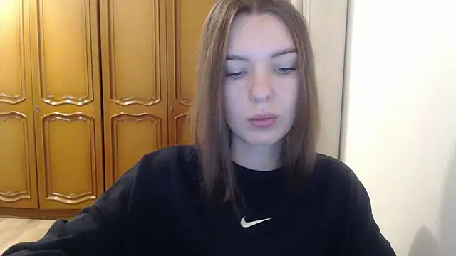 aurora lust online show from December 2025 06:30:02 AM