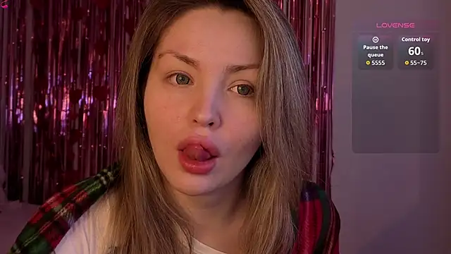 Lora Rosee online show from April 2026 02:23:02 PM