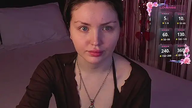 Lora Rosee online show from July 2026 02:32:01 PM