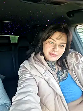 Snapshot of CannabisQueenn chatting on February 2025 09:50:02 AM CannabisQueenn online show from February 2025 09:50:02 AM