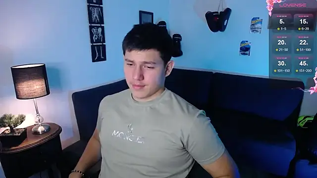 JamesCr  online show from April 2026 02:12:02 AM