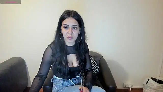 NicoleKatee online show from February 2026 01:49:02 PM