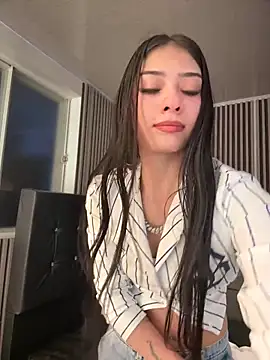 Snapshot of TayylorSexx chatting on September 2025 09:27:01 PM TayylorSexx online show from September 2025 09:27:01 PM