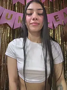 Snapshot of TayylorSexx chatting on February 2026 01:23:01 AM TayylorSexx online show from February 2026 01:23:01 AM