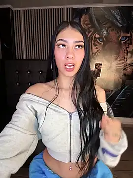 Snapshot of TayylorSexx chatting on February 2026 05:49:02 AM TayylorSexx online show from February 2026 05:49:02 AM