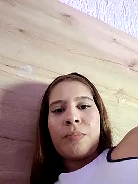 Snapshot of bella_lovers_ chatting on February 2025 03:08:01 PM bella lovers online show from February 2025 03:08:01 PM