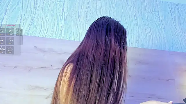 Snapshot of bella_lovers_ chatting on February 2025 12:12:01 PM bella lovers online show from February 2025 12:12:01 PM