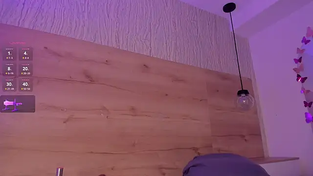 Snapshot of bella_lovers_ chatting on March 2025 03:42:02 PM bella lovers online show from March 2025 03:42:02 PM