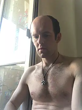 LynnAhNight online show from June 2026 03:51:01 AM