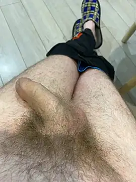 LynnAhNight online show from July 2026 08:13:02 PM