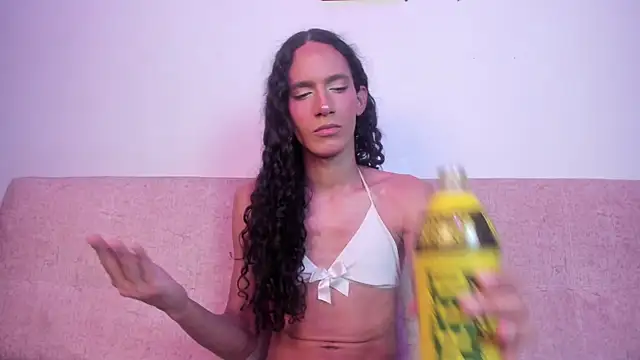 cassidy blossom online show from December 2025 08:49:02 PM