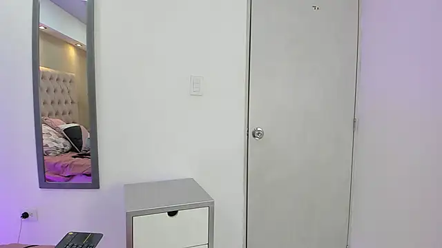 Snapshot of GochitaWild chatting on April 2026 05:43:01 PM GochitaWild online show from April 2026 05:43:01 PM