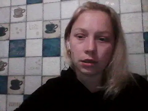 Snapshot of Anna_wey chatting on April 2026 07:07:02 PM Anna wey online show from April 2026 07:07:02 PM