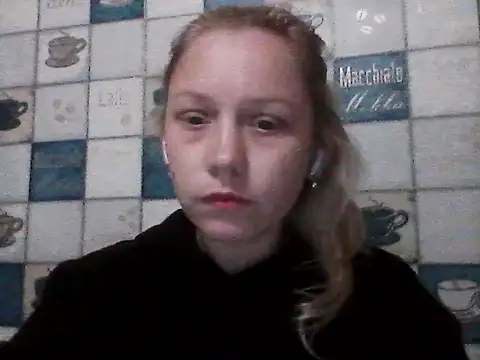 Snapshot of Anna_wey chatting on April 2026 06:01:02 PM Anna wey online show from April 2026 06:01:02 PM