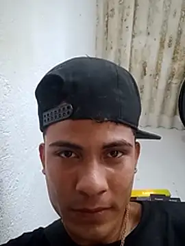 Snapshot of Alejandr420 chatting on March 2026 01:34:01 AM Alejandr420 online show from March 2026 01:34:01 AM