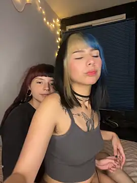 Snapshot of mavimist__ chatting on September 2025 04:36:01 AM mavimist online show from September 2025 04:36:01 AM