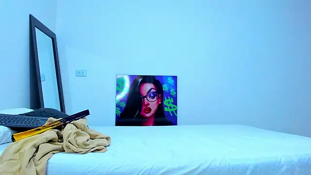 Snapshot of andrea_cherryy chatting on September 2025 02:07:02 PM andrea cherryy online show from September 2025 02:07:02 PM