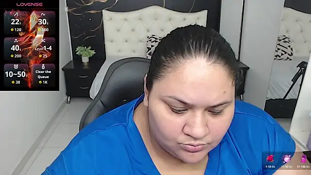 Snapshot of Aaliyah11 chatting on October 2025 01:28:01 AM Aaliyah11 online show from October 2025 01:28:01 AM