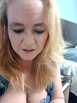 CutiepieMandii143 online show from February 2025 07:36:01 PM