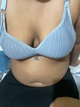 Snapshot of TeenLk chatting on September 2025 08:32:01 PM TeenLk online show from September 2025 08:32:01 PM