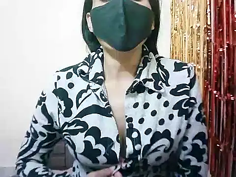 Snapshot of Rubi-Ji chatting on February 2025 12:17:02 PM Rubi-Ji online show from February 2025 12:17:02 PM