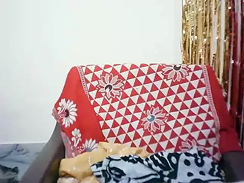 Snapshot of Rubi-Ji chatting on February 2025 05:29:01 PM Rubi-Ji online show from February 2025 05:29:01 PM