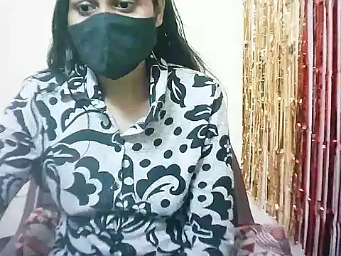 Snapshot of Rubi-Ji chatting on February 2025 12:13:01 PM Rubi-Ji online show from February 2025 12:13:01 PM