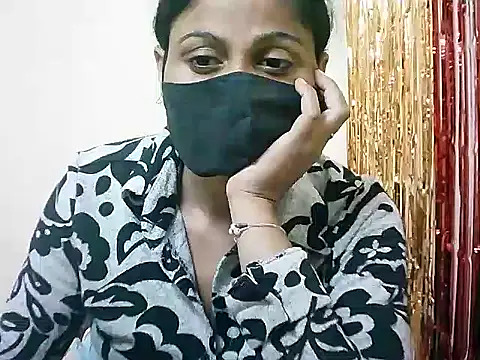 Snapshot of Rubi-Ji chatting on March 2025 11:22:02 AM Rubi-Ji online show from March 2025 11:22:02 AM