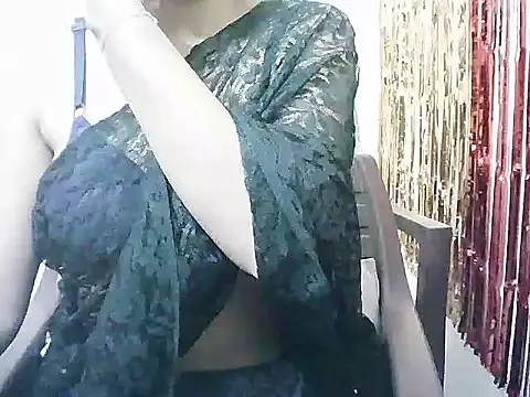 Snapshot of Rubi-Ji chatting on March 2025 10:17:01 PM Rubi-Ji online show from March 2025 10:17:01 PM