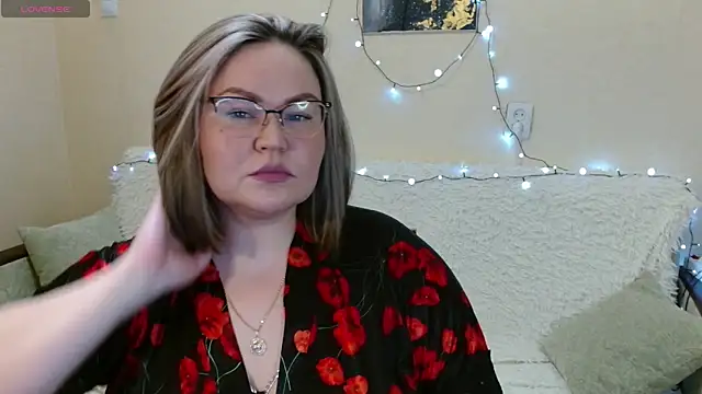 Snapshot of Vivien__wet chatting on February 2025 05:58:01 PM Vivien wet online show from February 2025 05:58:01 PM