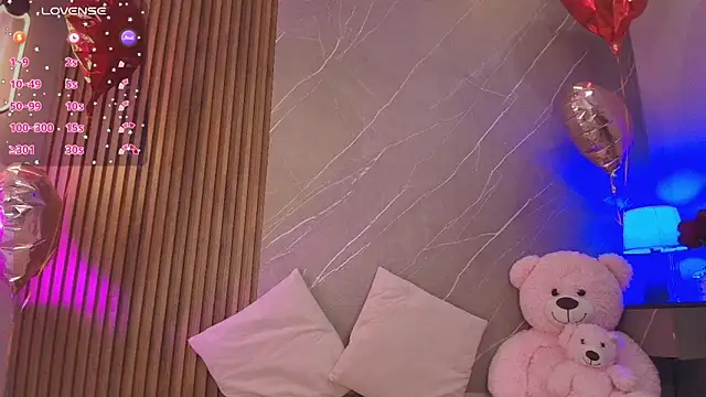 ariana jhonson1 online show from April 2026 12:25:01 PM