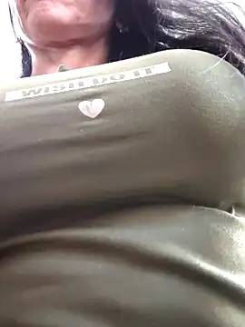 Snapshot of hema_gold chatting on October 2025 03:30:02 PM hema gold online show from October 2025 03:30:02 PM