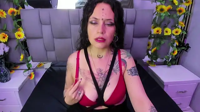 Fenix Lilith online show from March 2026 01:50:01 PM