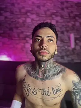 Walker Thomas1 online show from September 2025 12:56:02 AM