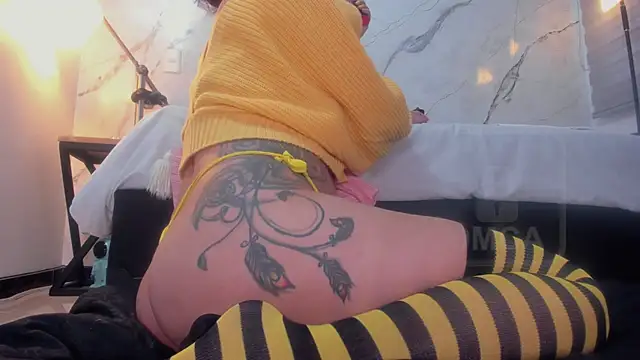 Snapshot of ailin_curl chatting on December 2024 09:50:02 PM ailin curl online show from December 2024 09:50:02 PM