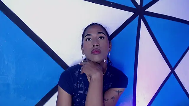 Snapshot of Alissemasiel chatting on October 2025 06:38:02 PM Alissemasiel online show from October 2025 06:38:02 PM