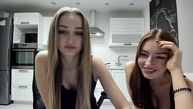 Snapshot of lisenok chatting on October 2025 07:02:02 PM lisenok online show from October 2025 07:02:02 PM