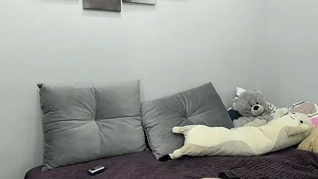 MollyMi0 online show from February 2025 03:07:01 AM