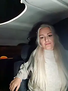 TessaWayne online show from December 2025 08:47:02 PM