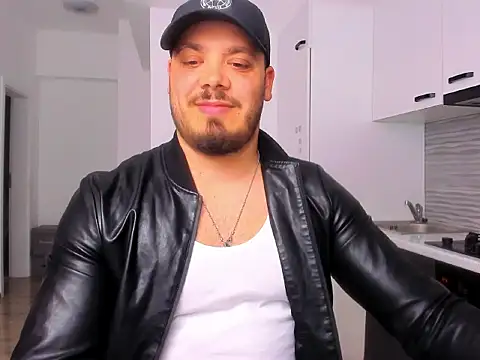 ZackMasterss online show from May 2026 11:21:01 PM