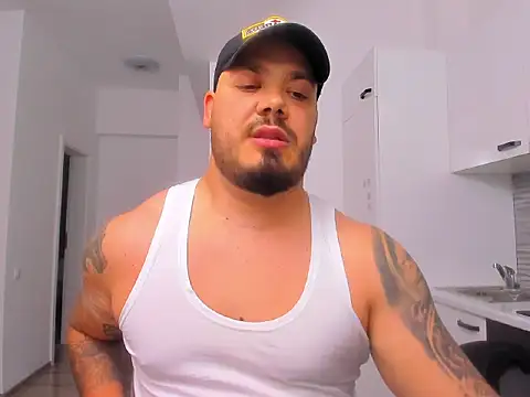 ZackMasterss online show from May 2026 08:14:01 PM