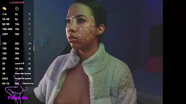 SallyWhitee online show from November 2025 04:47:02 AM