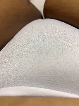 tunenarica22 online show from November 2025 08:29:01 PM