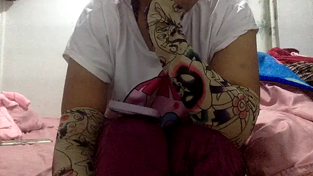 sharonlopez9611 online show from September 2025 03:29:01 AM